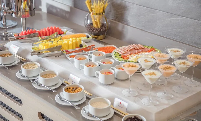 홀리데이 인 & 스위트 아과스칼리엔테스 바이 IHG