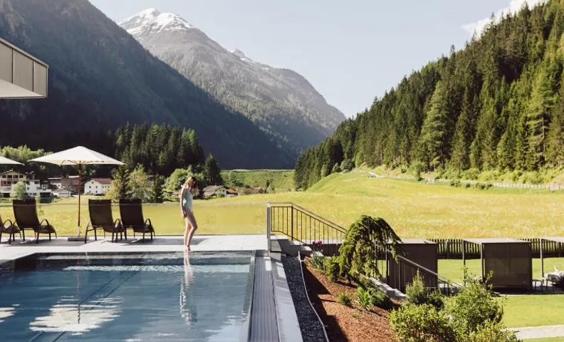 Hotel Weisseespitze