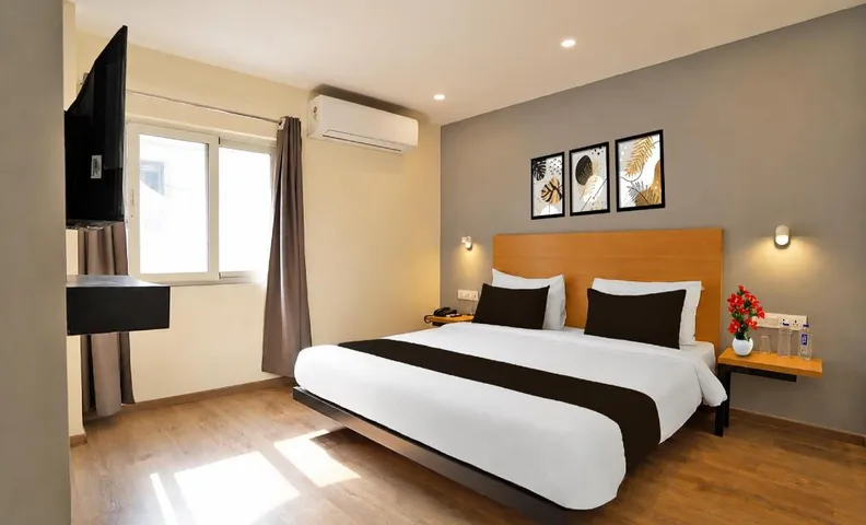 Townhouse Paldi Bus Terminal Ahmedabad Formally Neelkanth