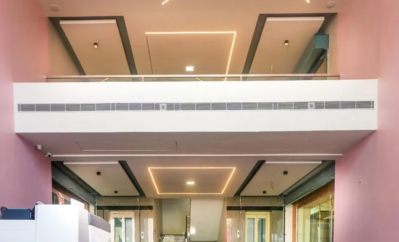 Hotel VR Grand