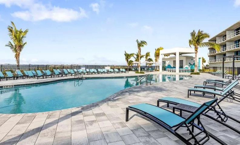 Harbor Island Beach Club, Homes by Villatel