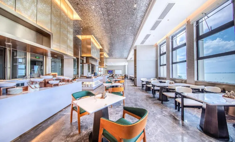 Atour Hotel Haikou Binhai Avenue Xixiu Beach