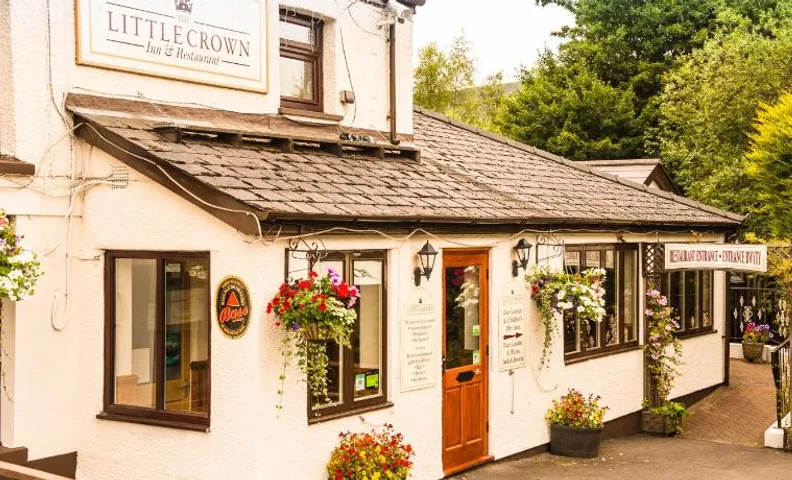 The Little Crown Inn