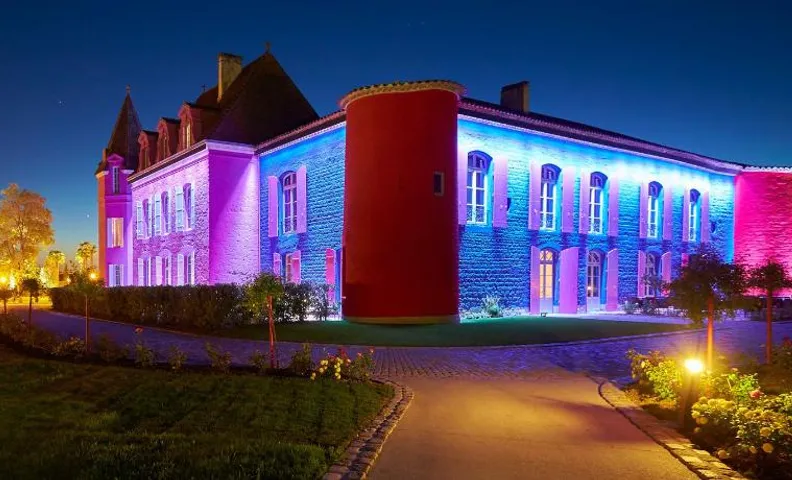 Le Stelsia Resort
