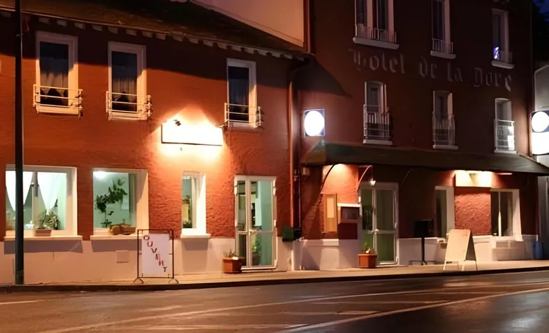 Logis Hotel Restaurant de la Dore