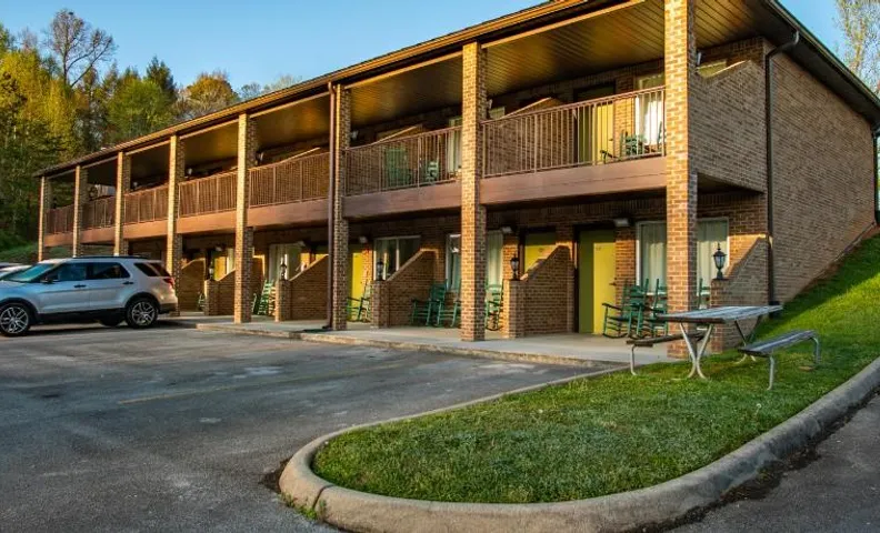 Townsend River Breeze Inn