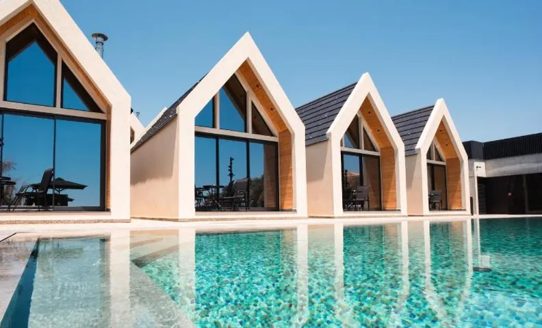 NOE Suites