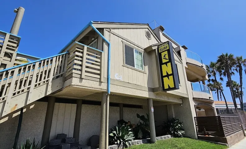 Huntington Surf Inn