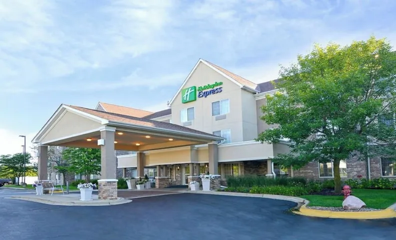 홀리데이 인 익스프레스 & 스위트, 시카고-디어필드/링컨셔, IHG 제공