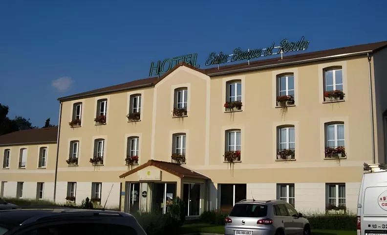 Brit Hotel Chateaudun