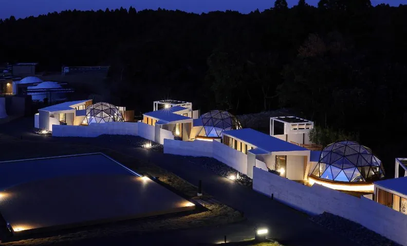 ISUMI Glamping Resort &Spa SOLAS