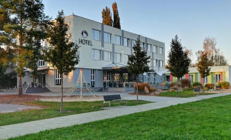 Hotel Bily pav