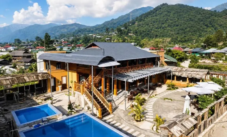 Bản Lướt Homestay