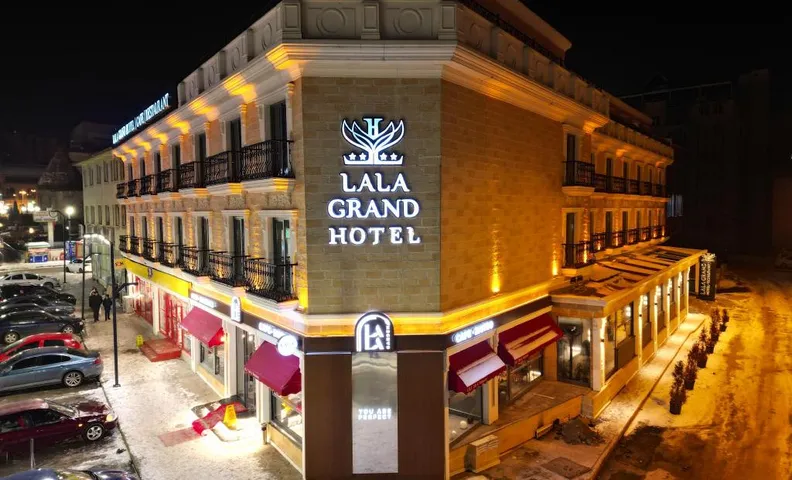 LALA GRAND HOTEL
