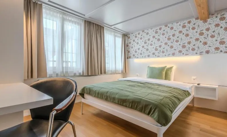 Gasthaus zur Sonne - Hotel - Restaurant - Boutique