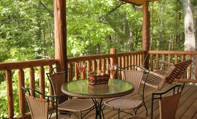 Chanticleer Cabins
