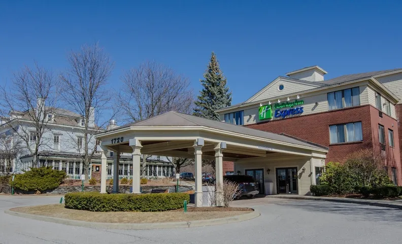 홀리데이 인 익스프레스 사우스 벌링턴 바이 IHG