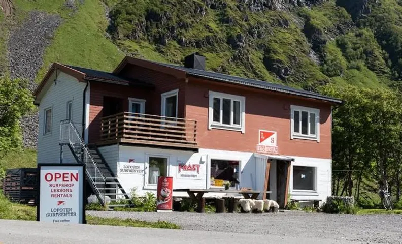 Unstad Surfpacker Hostel