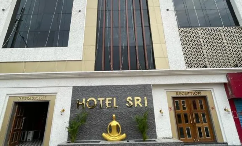 HOTEL SRI