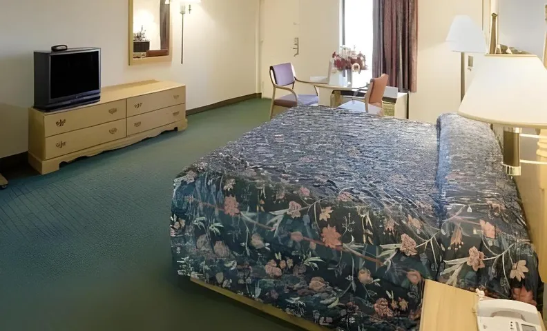 Legacy Inn - Gallatin