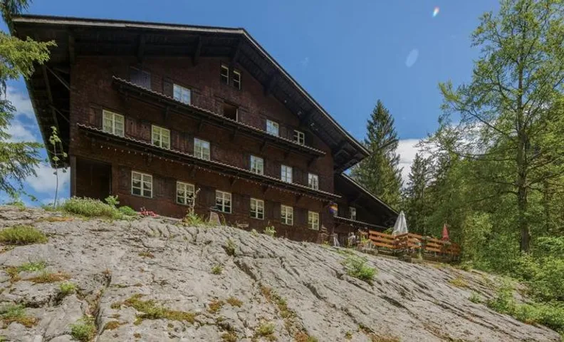 MOS Guesthouse Naturfreundehaus Brunig