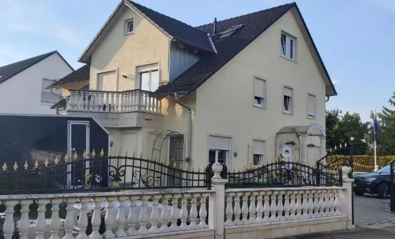 Villa Prince, nur für Handwerker auch langfristig, nähe Ingolstadt