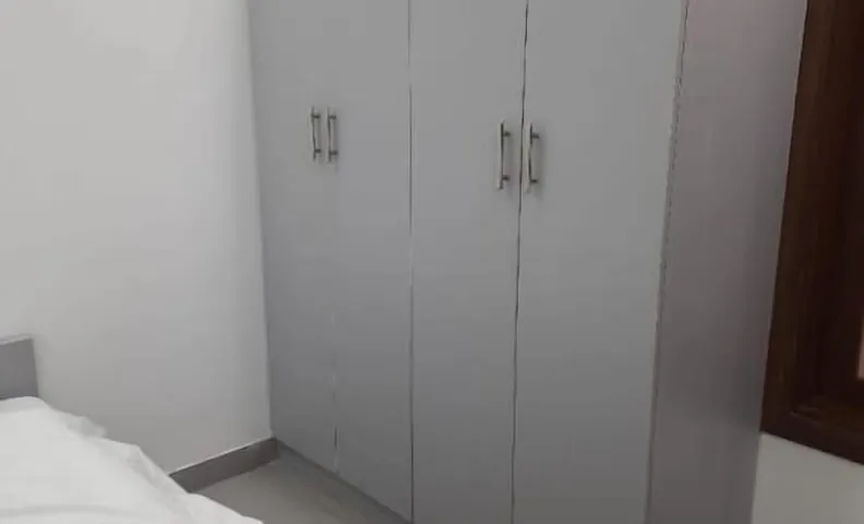 사란 홈스테이
