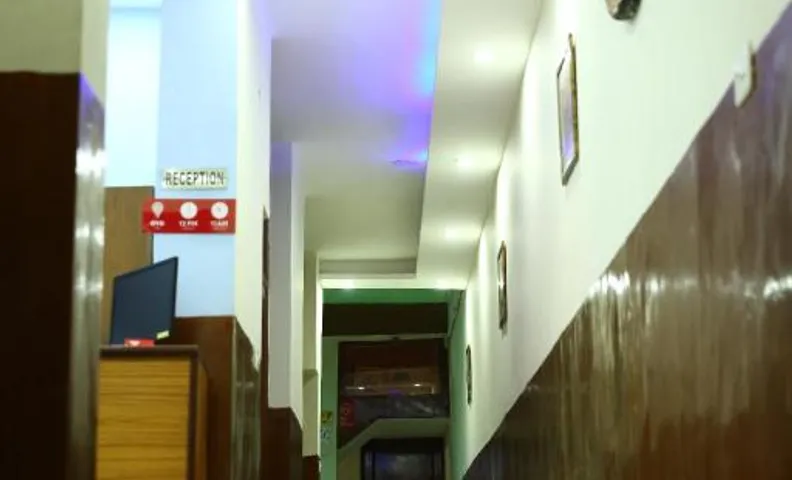 HOTEL DIAMOND PALACE
