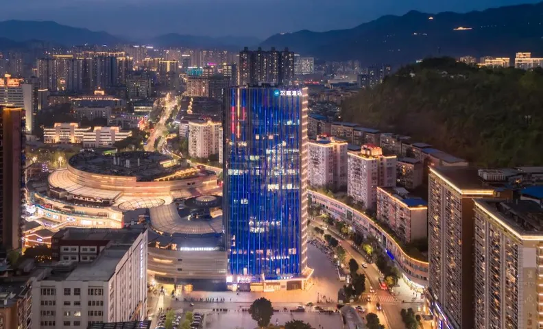 Hanting Hotel Dazhou Luofu Plaza