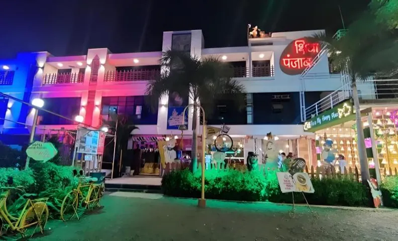 Hotel Shiva Punjab, Malegaon