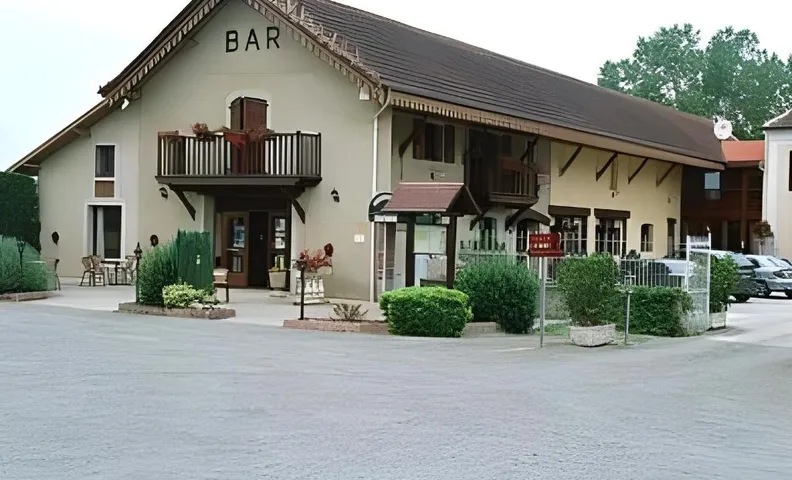 Logis Hotel Les 3B