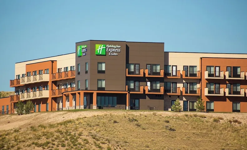 홀리데이 인 익스프레스 & 스위트 포커텔로 바이 IHG