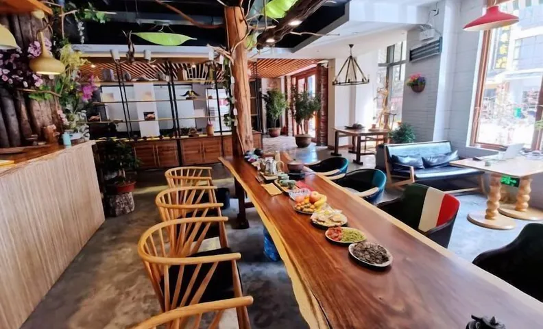 Dexiju Hotel Shennongjia