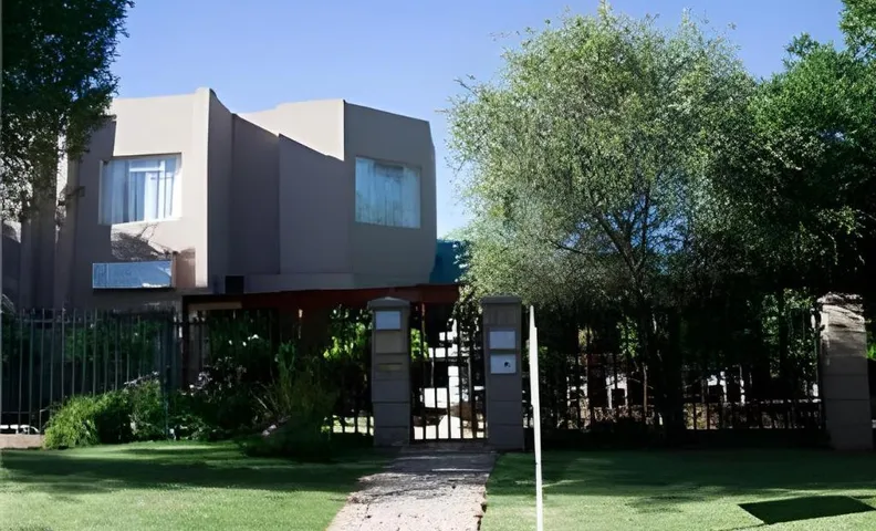 Lily Guesthouse