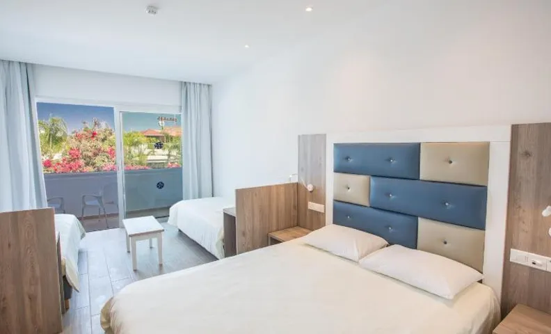 Stratovarius Nissi Rooms