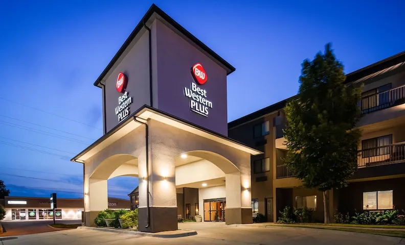 베스트 웨스턴 플러스 컨트리 인 & 스위트