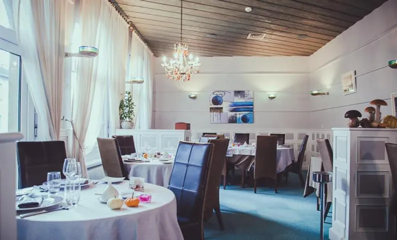 Hôtel Logis Le Bourbon