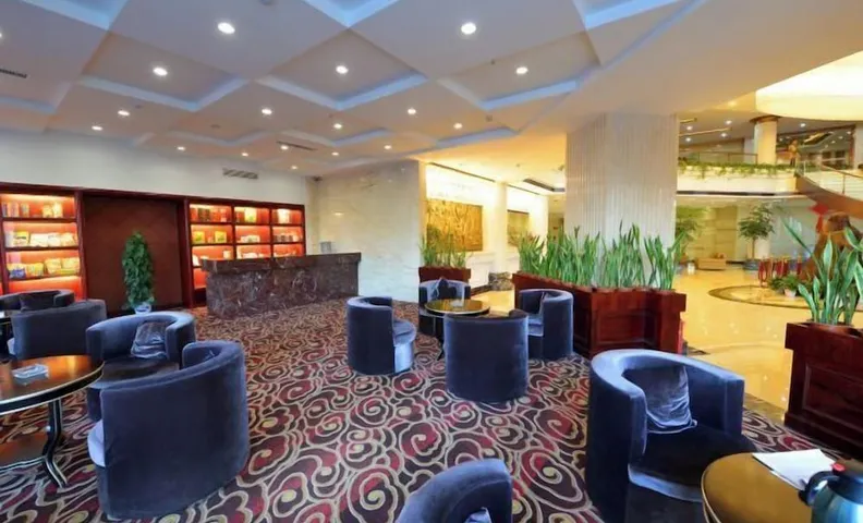 Guanfeng Holiday Hotel