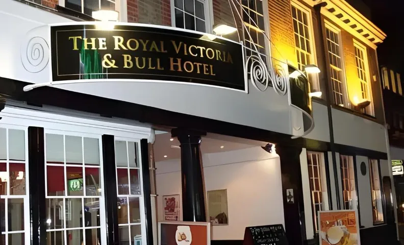 The Royal Victoria & Bull Hotel