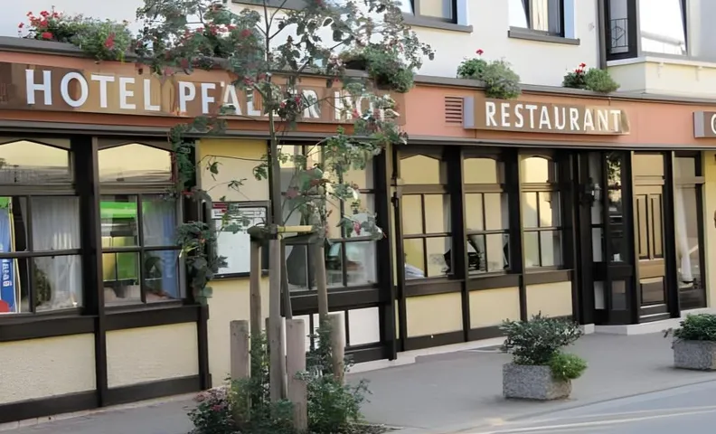 Hotel Pfalzer Hof, Zum Schokoladengießer
