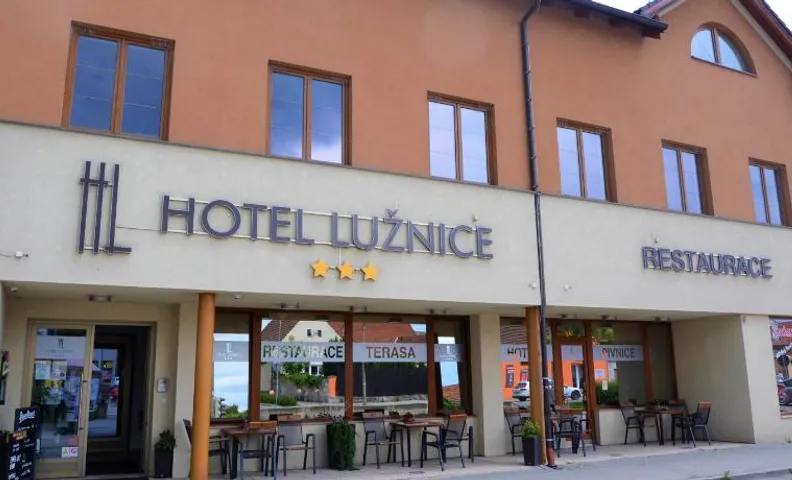 Hotel Luznice