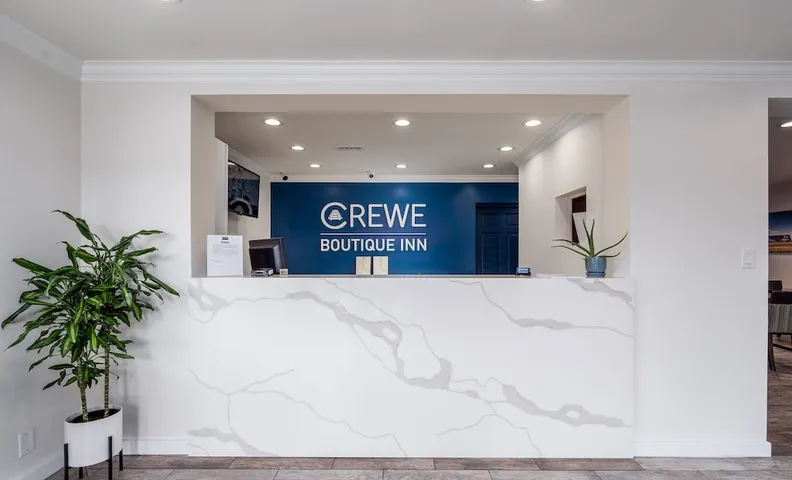 Crewe Boutique Inn