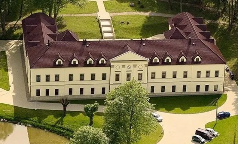 Zámek Kamenný Dvůr
