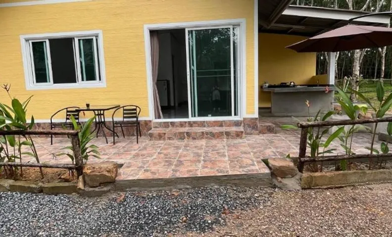 Baan Namthip Homestay Trang บ้านน้าทิพย์ โฮมสเตย์ตรัง