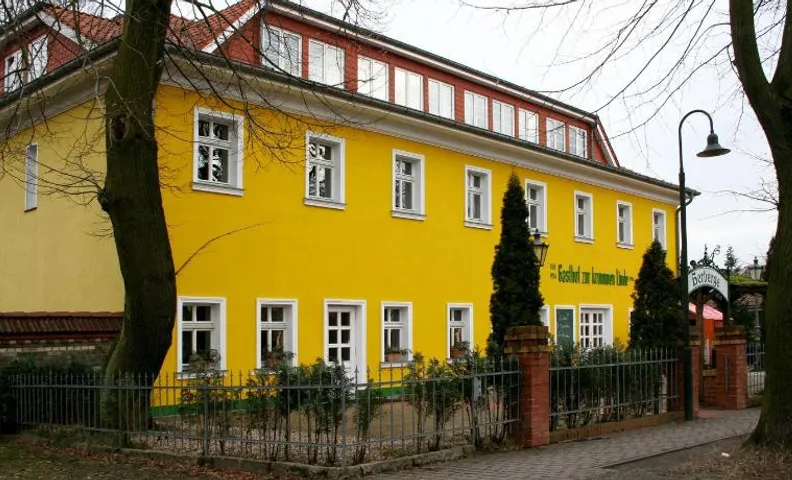 Landgasthof zur krummen Linde