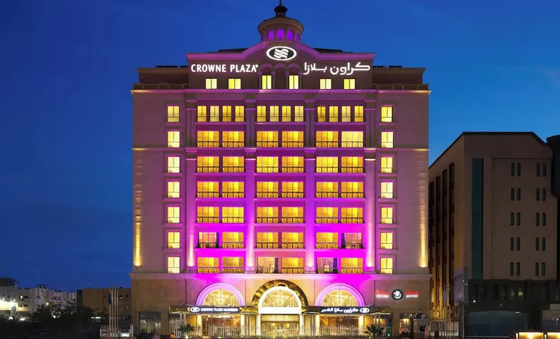 크라운 플라자 알 코바르 바이 IHG