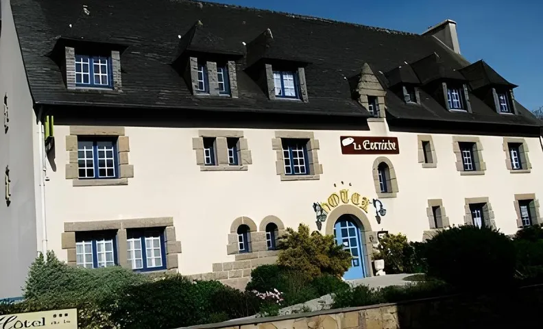 Logis Hotel De La Corniche