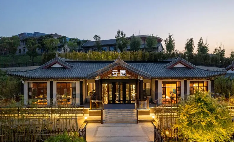Renjoy Hotel TAI'AN