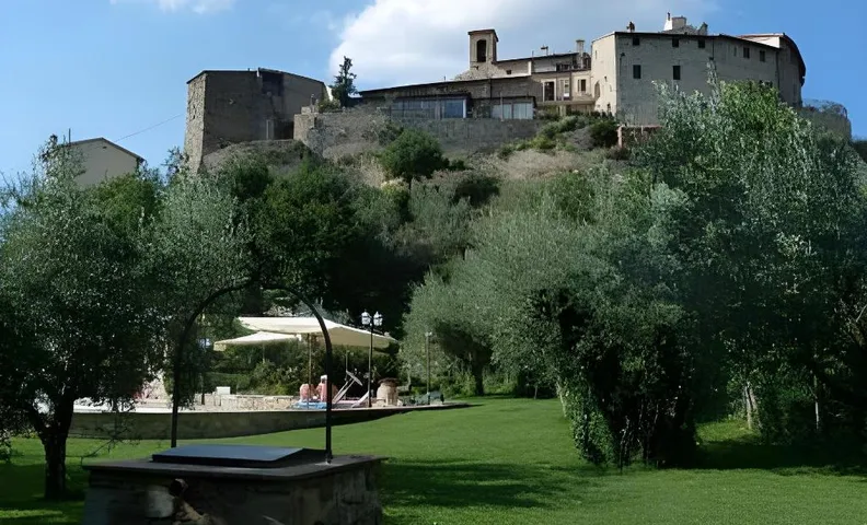Aethos Hotel Saragano