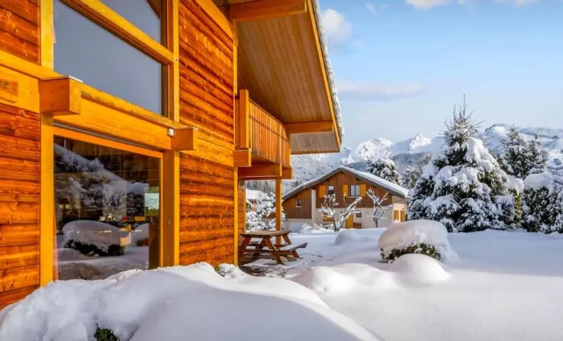 Chalet Antigone - OVO Network